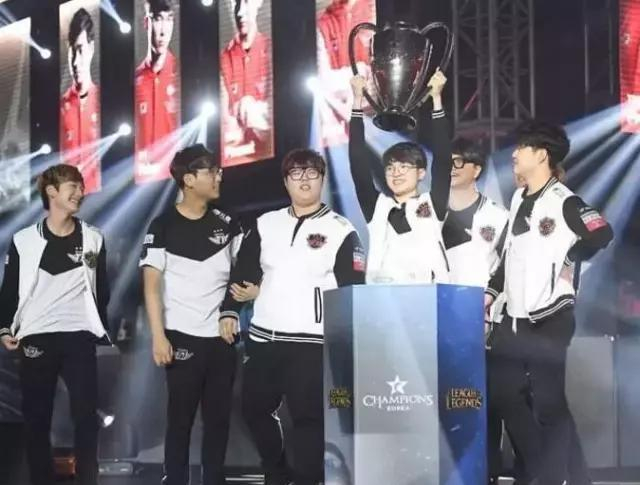 次碰面中 次碰面中